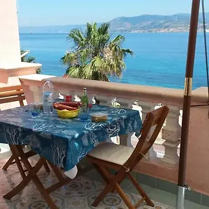 Appartamento Blue Eden Strait